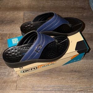 Aerothotic women’s sneakers